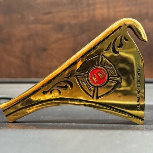 WC-Shield Holder – Two Tone Vintage (Small Maltese)