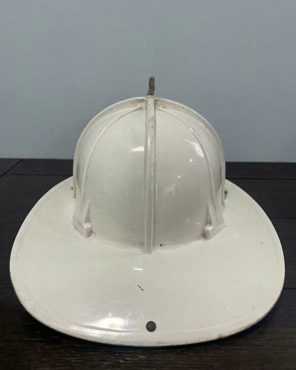 Cairns 880 Smoothie Fire Helmet – 1974