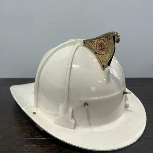 Cairns 880 Smoothie Fire Helmet – 1974